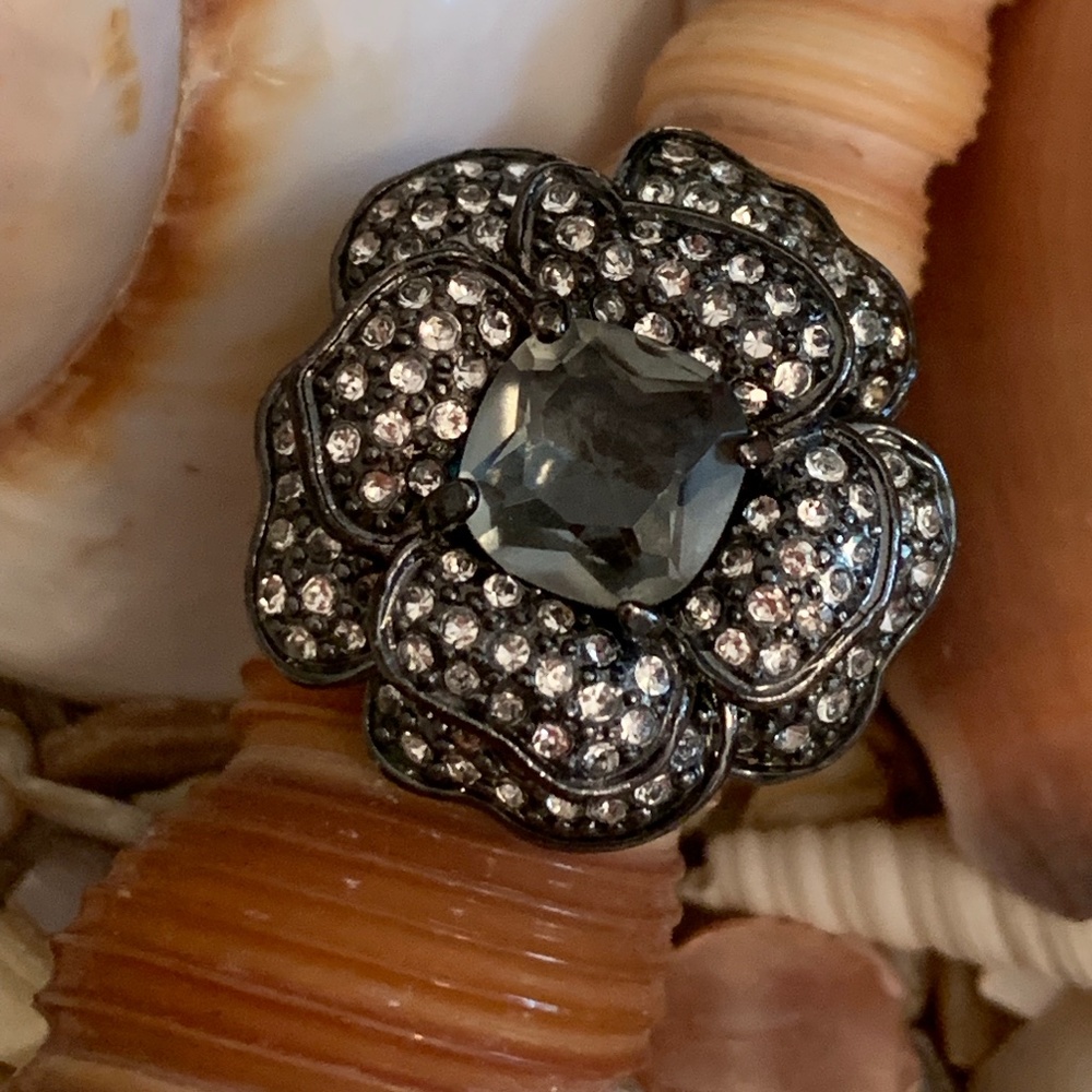Stella & Dot Belle Fleur retired ring